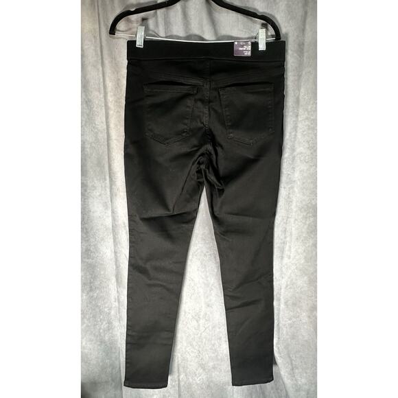Gloria Vanderbilt Ladies' Pull on Fitted Leg High Rise Slimming Black Size 6 - Picture 2 of 2